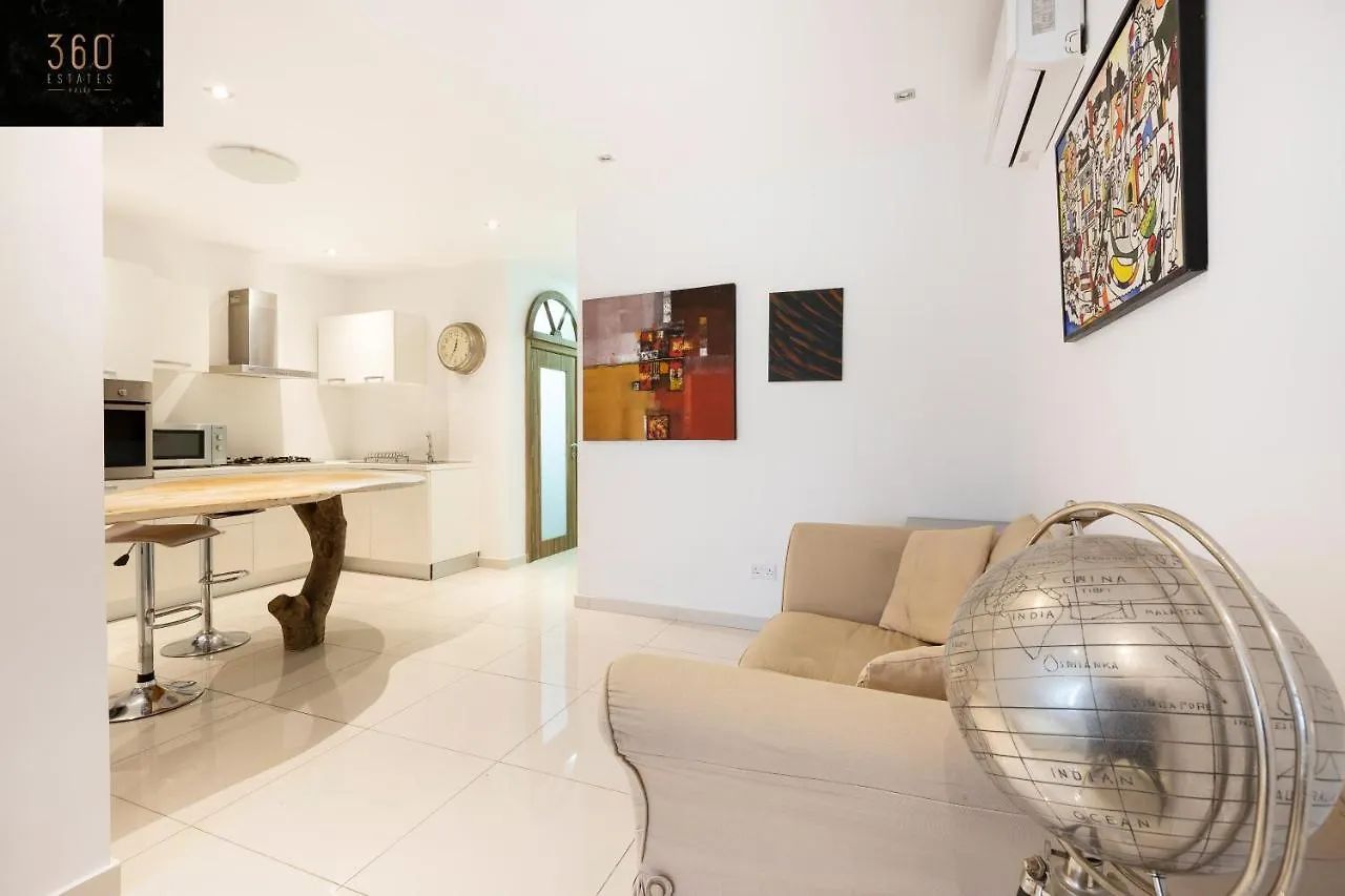 Cosy, Spacious 1Br Apt With Large Private Terrace By 360 Estates Pieta