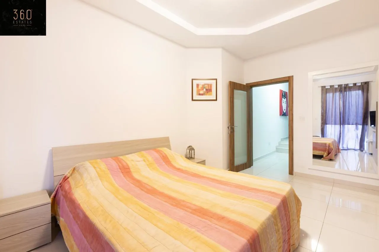 Cosy, Spacious 1Br Apt With Large Private Terrace By 360 Estates Pieta