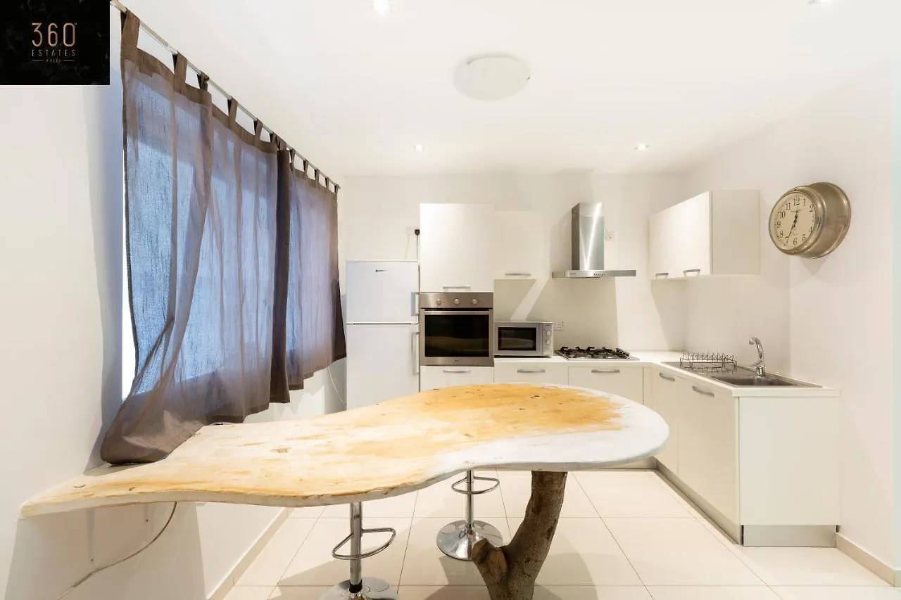Cosy, Spacious 1Br Apt With Large Private Terrace By 360 Estates Pieta 0*,  Malta